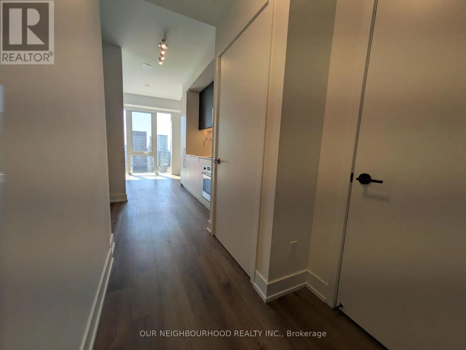 3212 - 308 Jarvis Street, Toronto, Ontario  M5B 0E3 - Photo 2 - C12160272