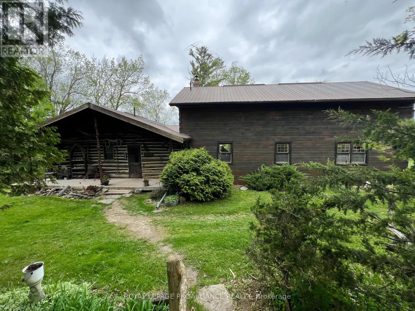 450 Deer Run Road, Quinte West, Ontario  K0K 2C0 - Photo 1 - X12160350