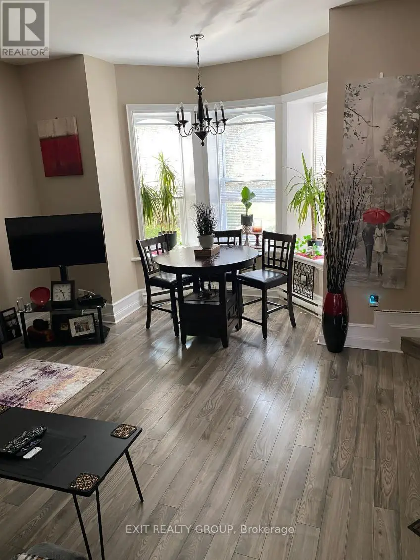 103 - 10 Patterson Street, Belleville, Ontario  K8V 1S9 - Photo 2 - X12160432