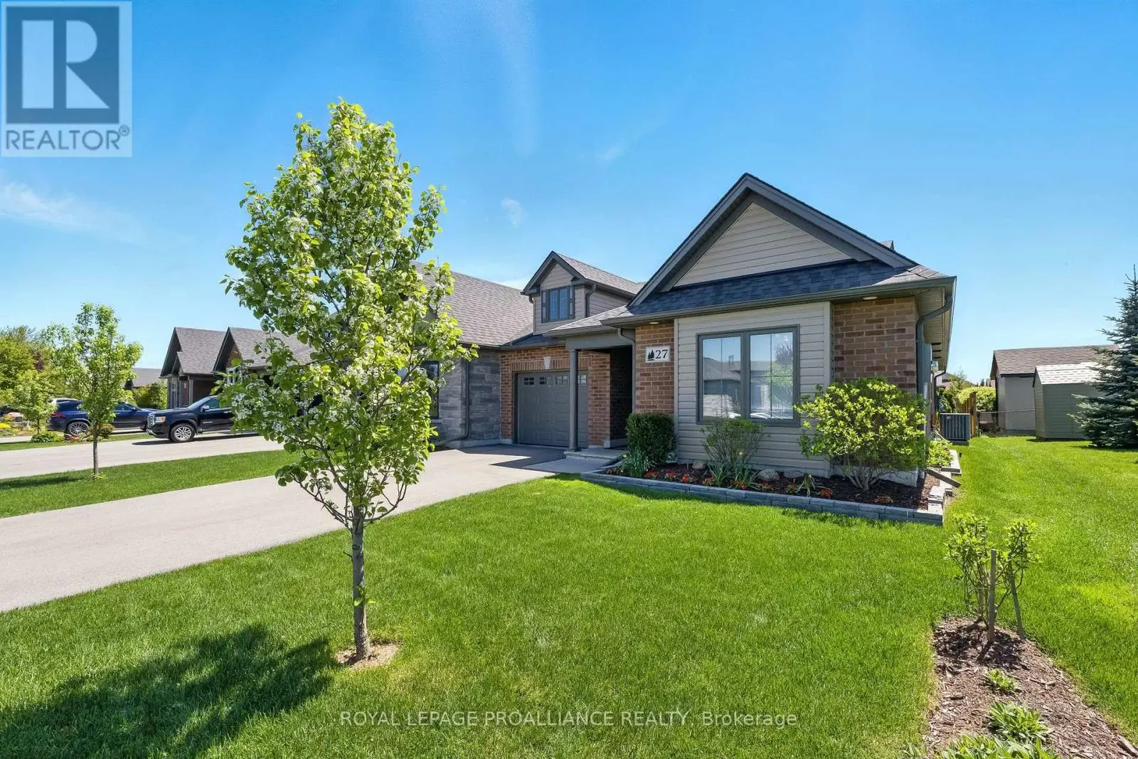 27 Cove Crescent, Brighton, Ontario  K0K 1H0 - Photo 2 - X12160872