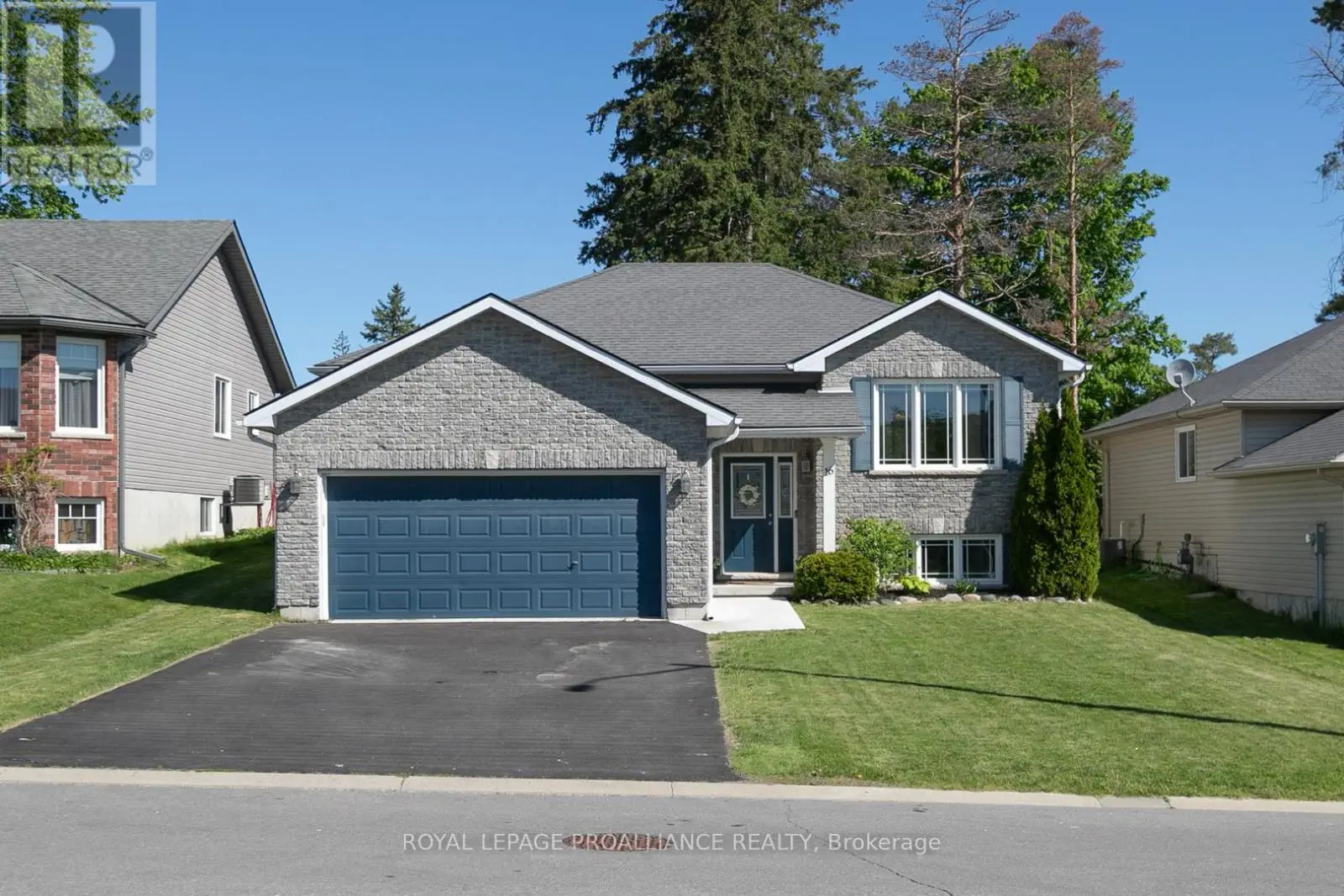 16 Mitchell Drive, Quinte West, Ontario  K0K 2C0 - Photo 1 - X12161537