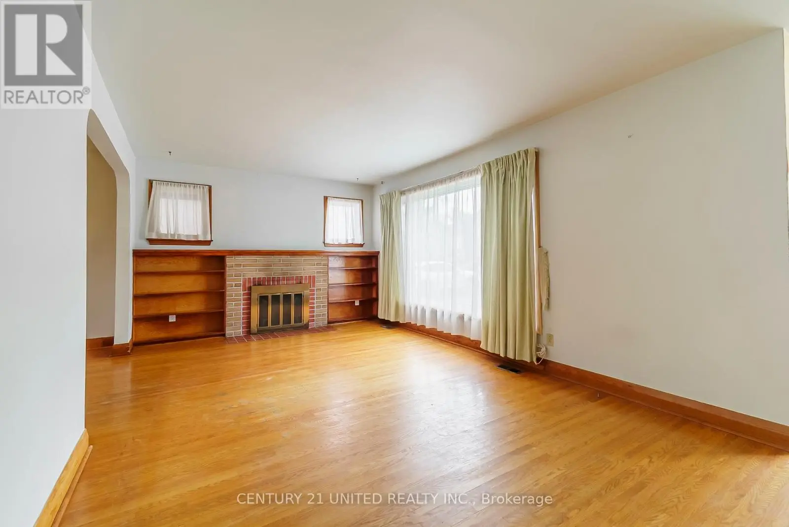 1486 Glencairn Avenue, Peterborough West, Ontario  K9J 6S3 - Photo 3 - X12161725