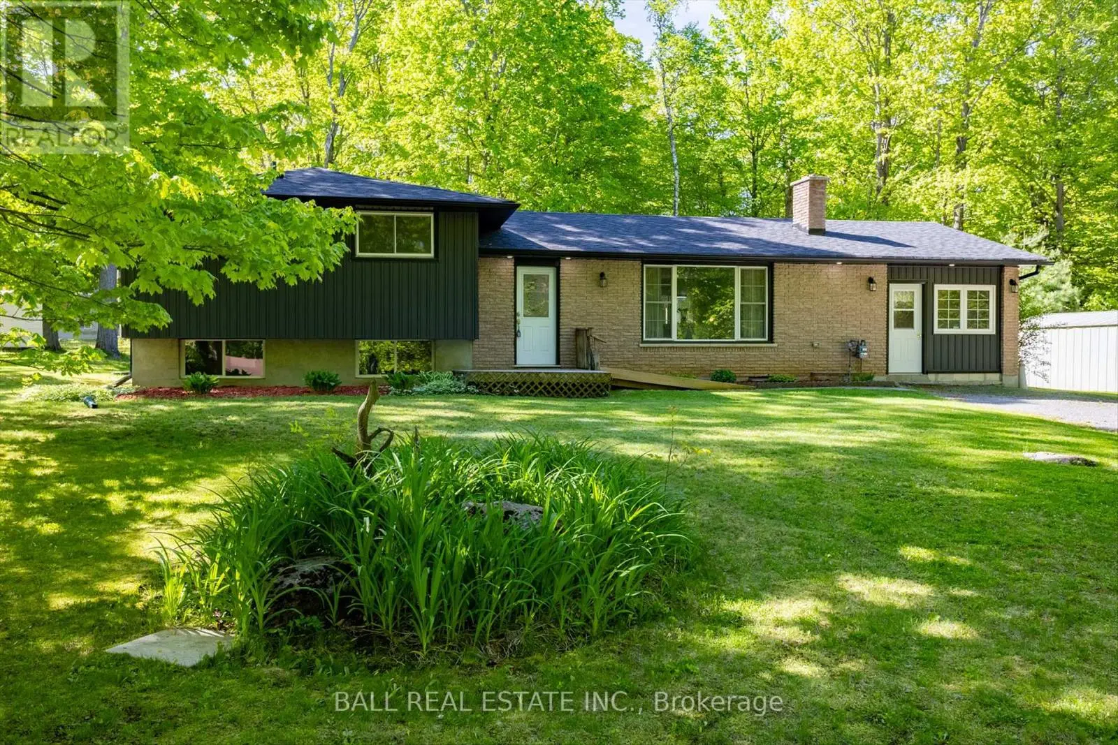 587 Larmer Line, Cavan Monaghan, Ontario  K0L 1V0 - Photo 1 - X12162156