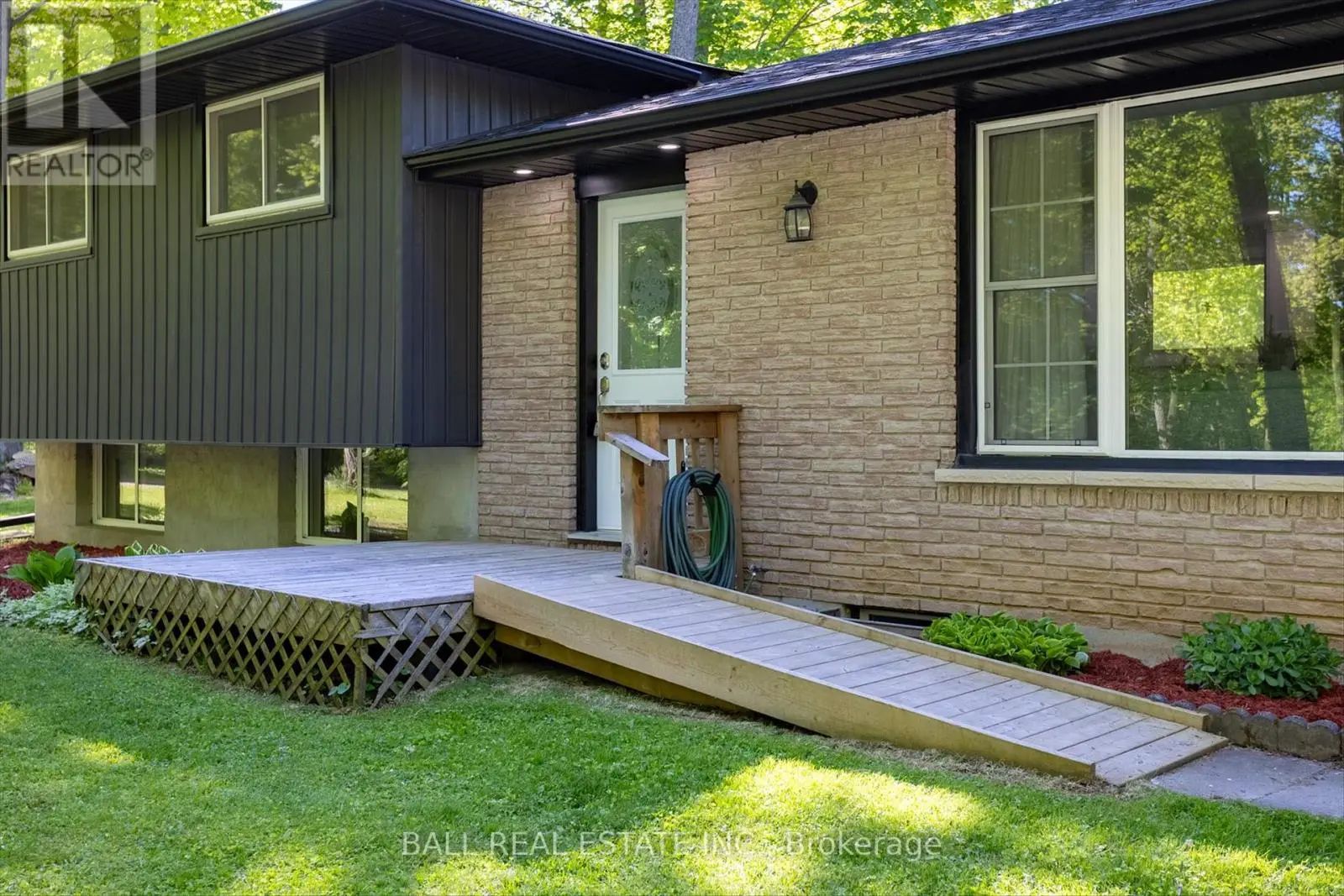 587 Larmer Line, Cavan Monaghan, Ontario  K0L 1V0 - Photo 3 - X12162156