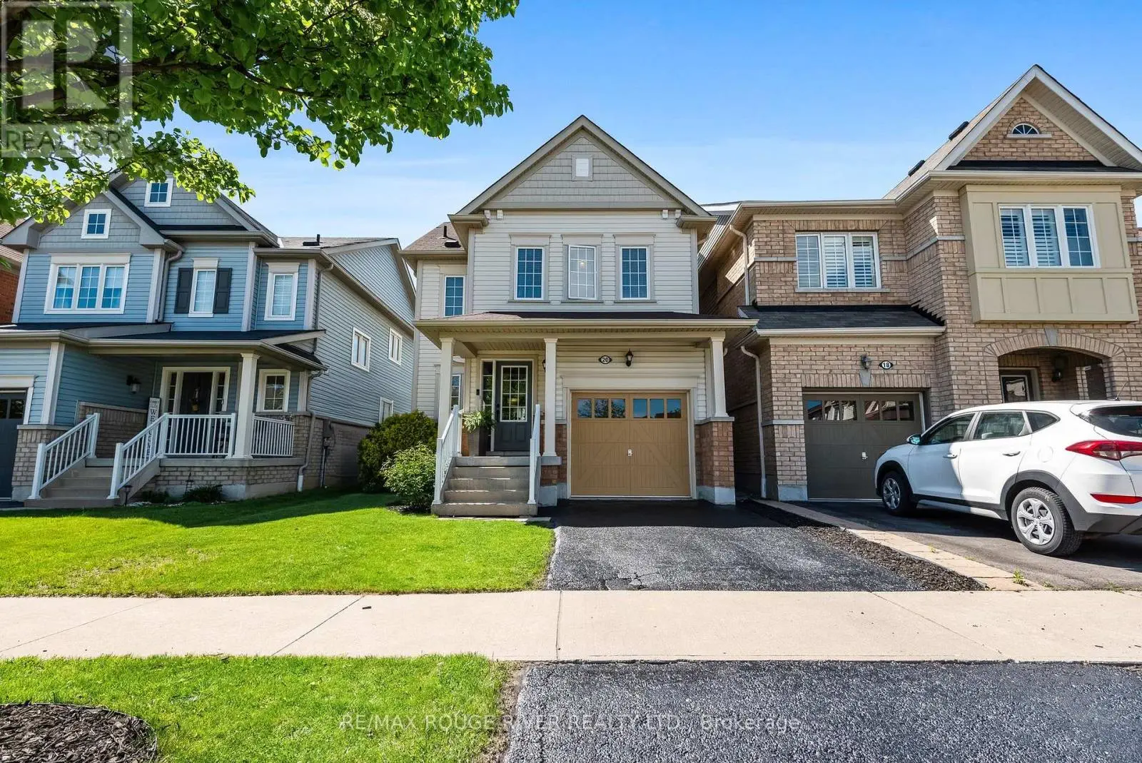 20 Gallimere Court, Whitby, Ontario  L1N 0J5 - Photo 2 - E12162392