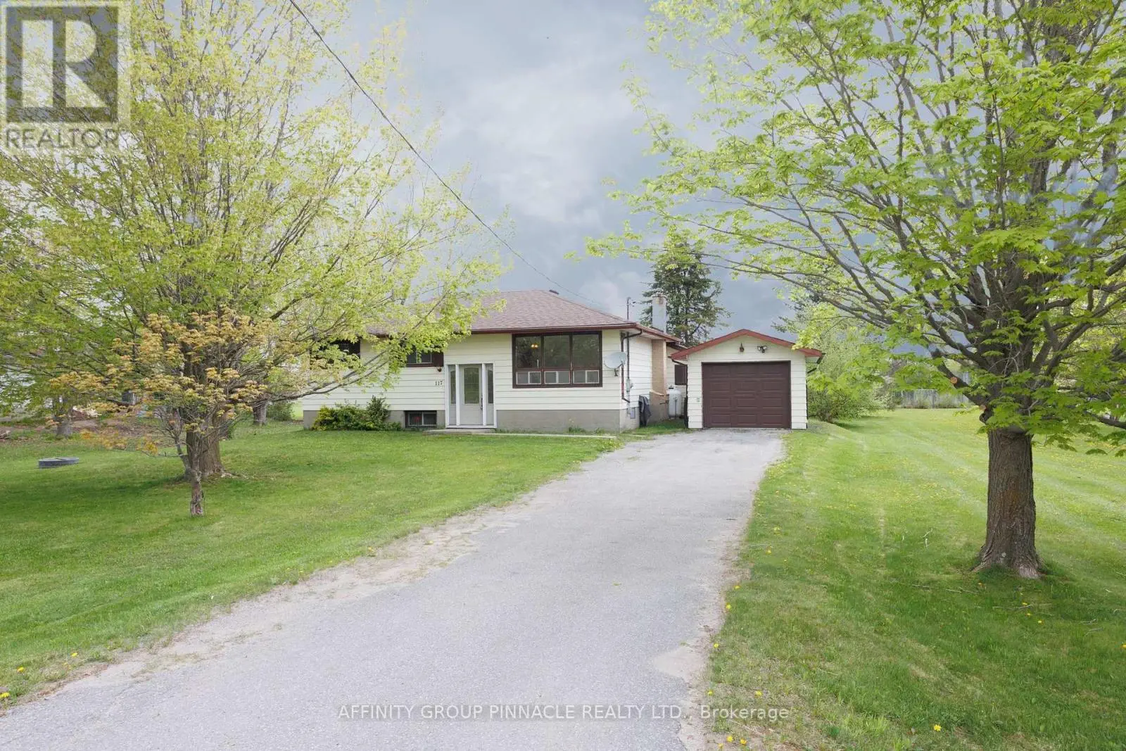 117 Anderson Drive, Kawartha Lakes, Ontario  K0M 1G0 - Photo 1 - X12162396