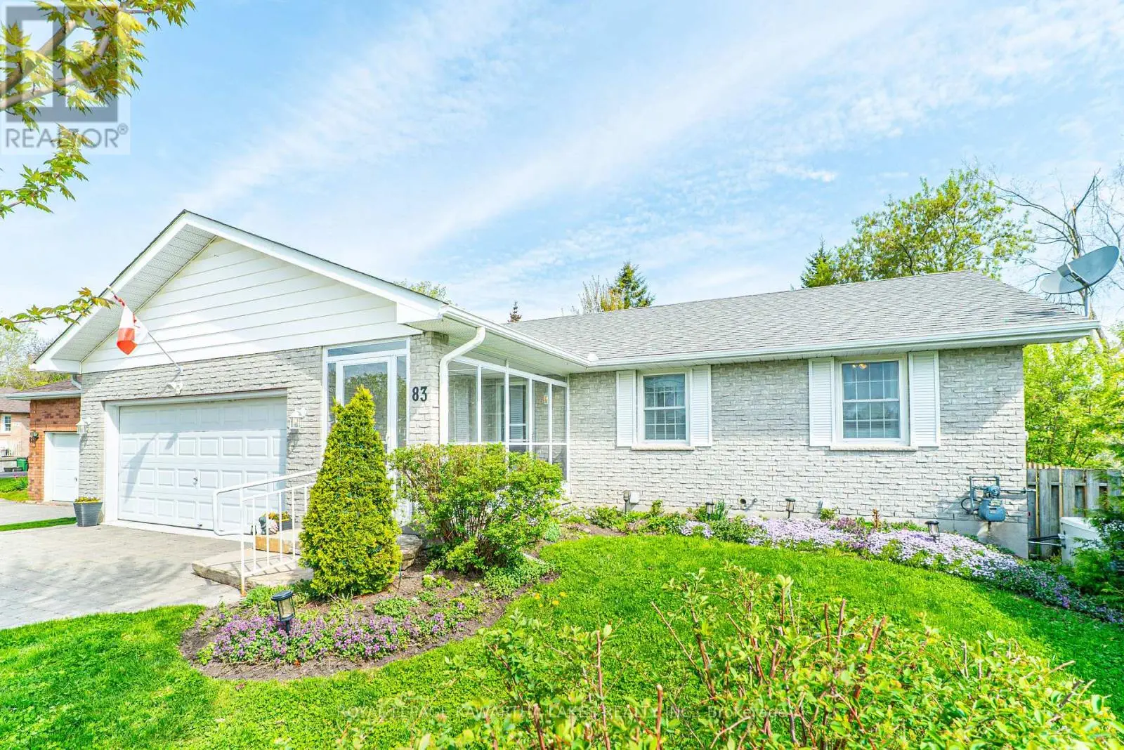 83 Lori Boulevard, Kawartha Lakes, Ontario  K9V 6V7 - Photo 1 - X12147974