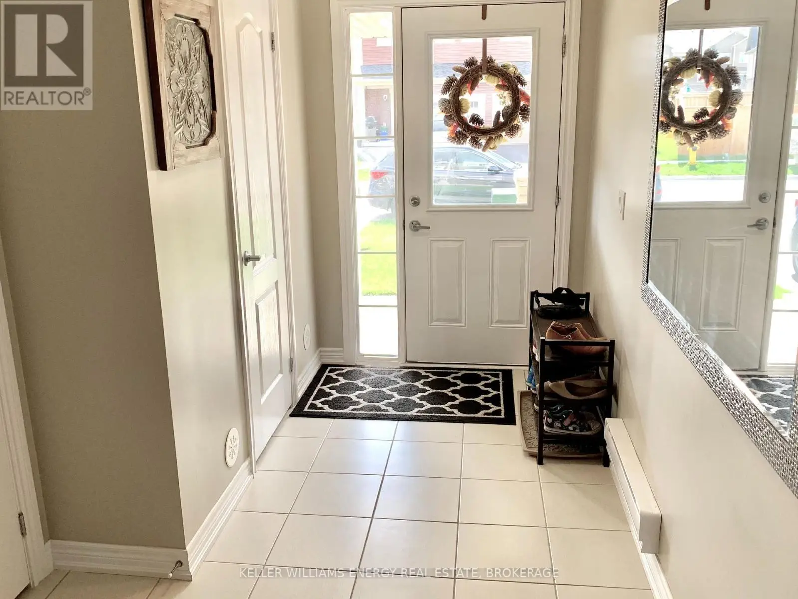 78 Nearco Crescent, Oshawa, Ontario  L1L 0J2 - Photo 2 - E12162614