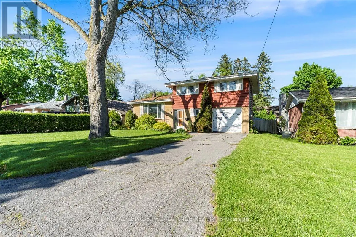 19 Alfred Drive, Belleville, Ontario  K8N 4M6 - Photo 1 - X12162468