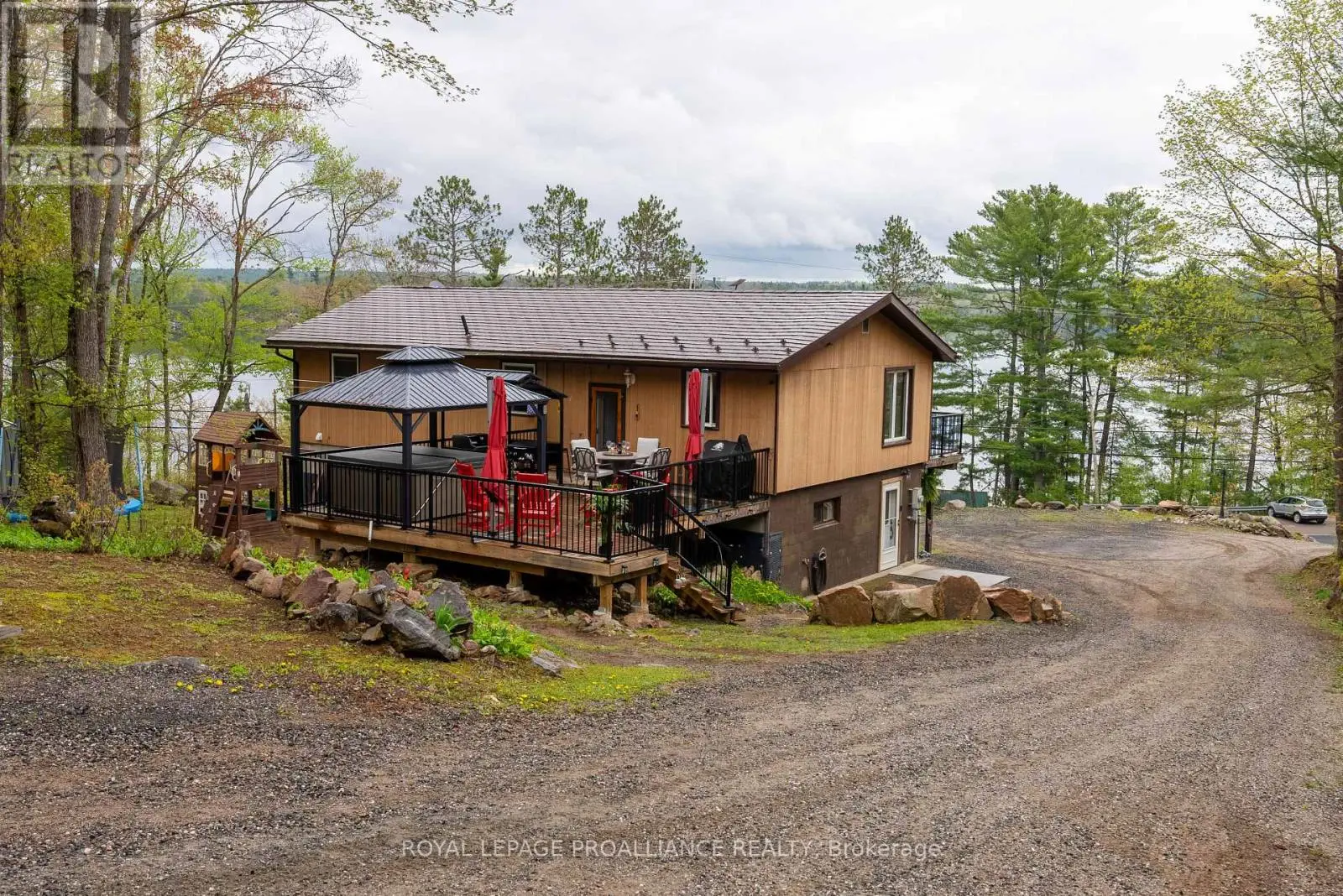 17206 Highway 41, Addington Highlands, Ontario  K0H 1K0 - Photo 2 - X12162725