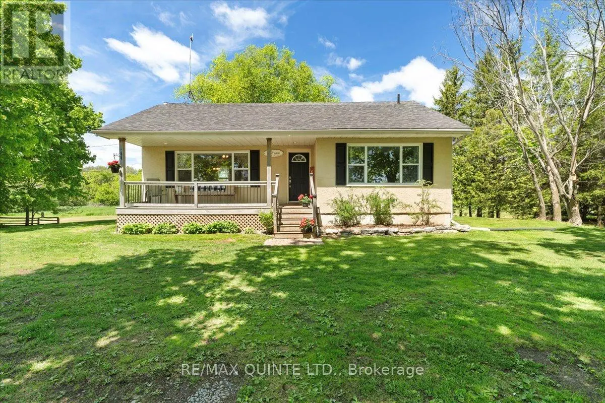 247 Mckinley Crossroad Road, Prince Edward County, Ontario  K0K 2T0 - Photo 1 - X12162940