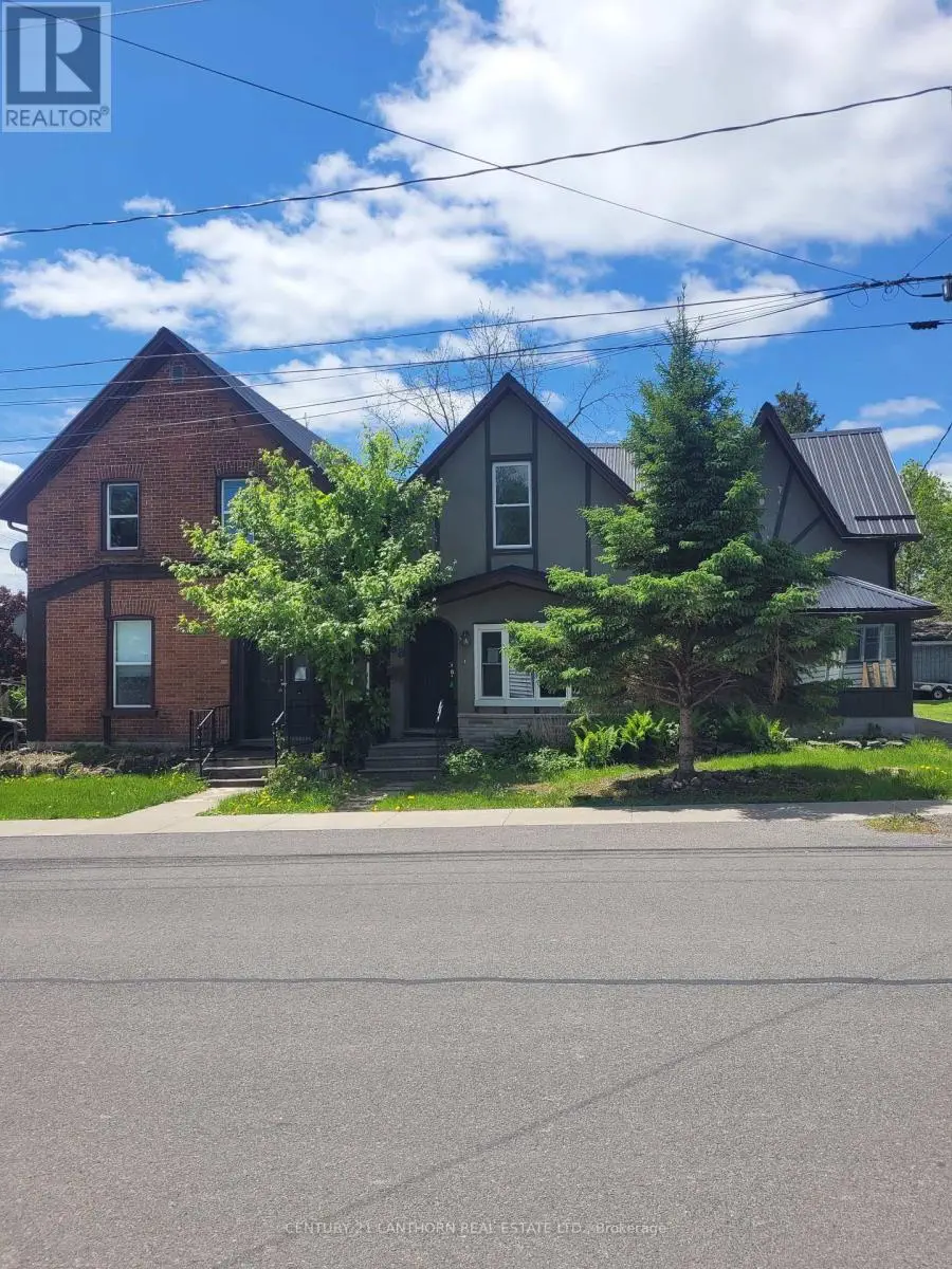 88 - 86 - 88 West Street S, Greater Napanee, Ontario  K7R 2P2 - Photo 1 - X12163088