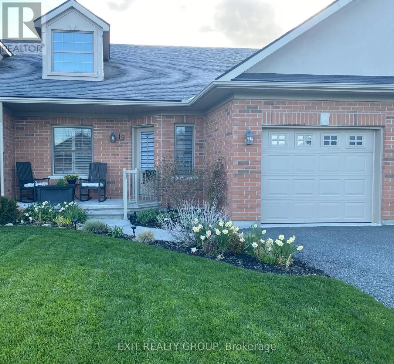 19 Berwick Street, Stirling-Rawdon, Ontario  K0K 3E0 - Photo 1 - X12163421