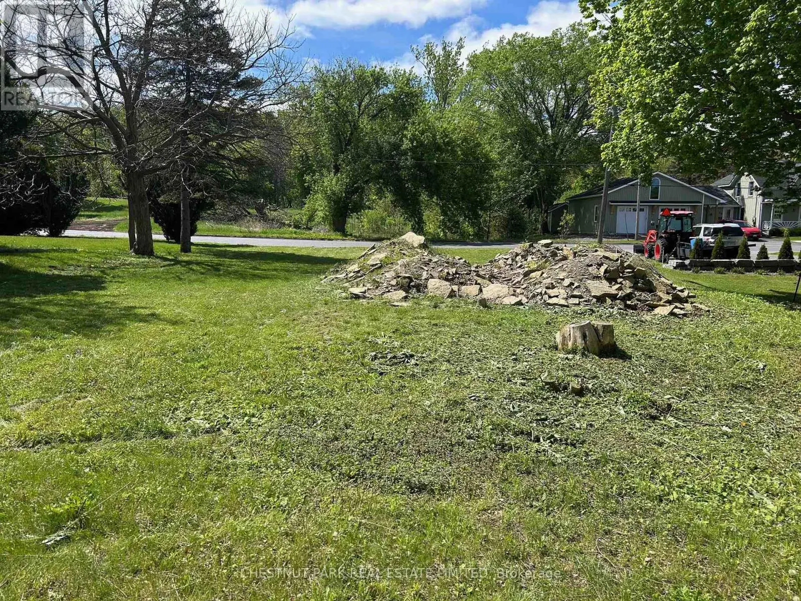 107 Union Street, Prince Edward County, Ontario  K0K 2T0 - Photo 3 - X12163789
