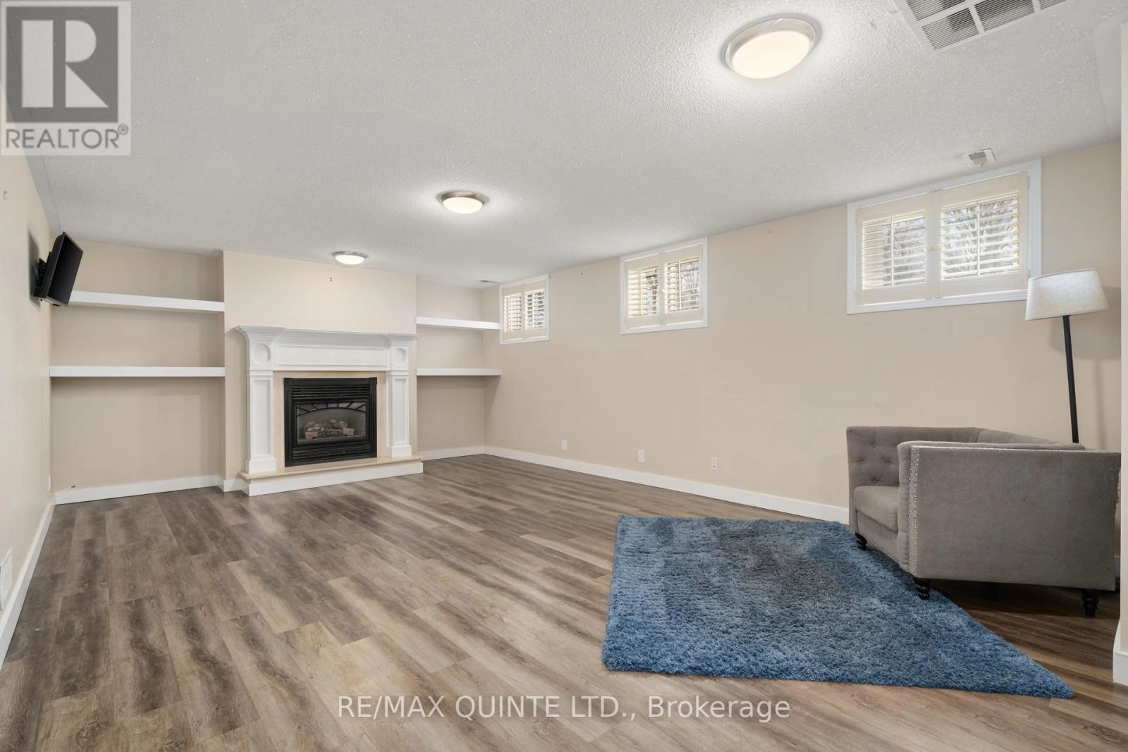 94 Cloverleaf Drive, Belleville, Ontario K8N 4Z5 - Photo 25 - X12163990