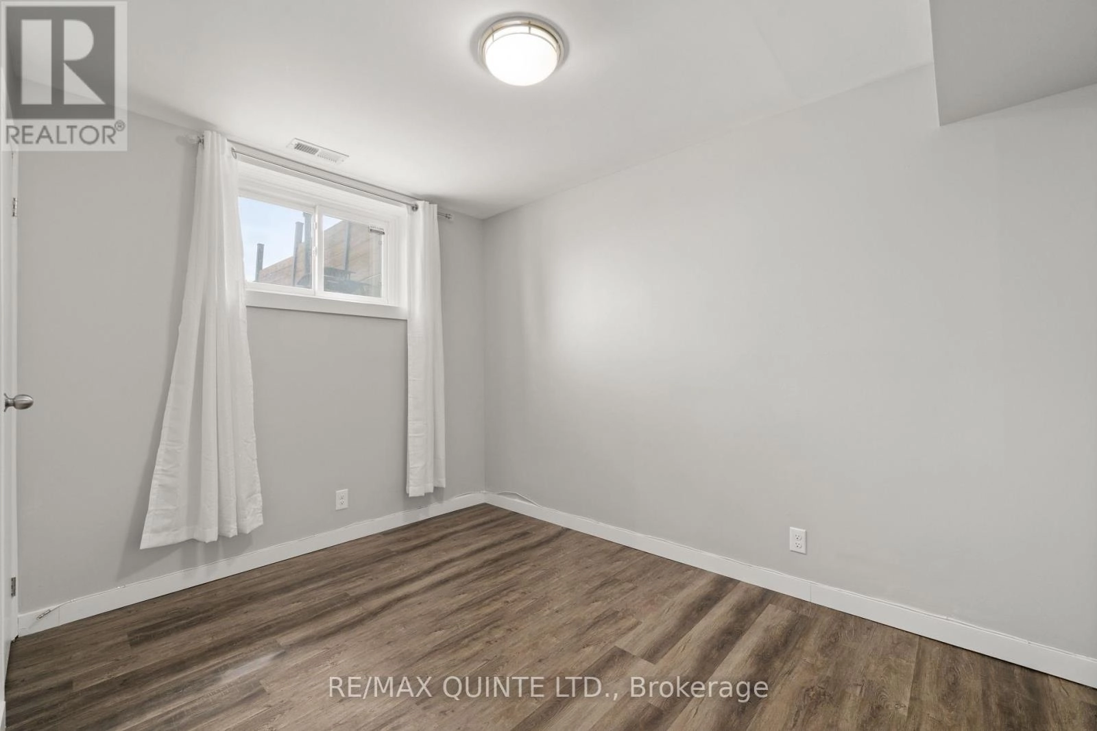 94 Cloverleaf Drive, Belleville, Ontario K8N 4Z5 - Photo 34 - X12163990