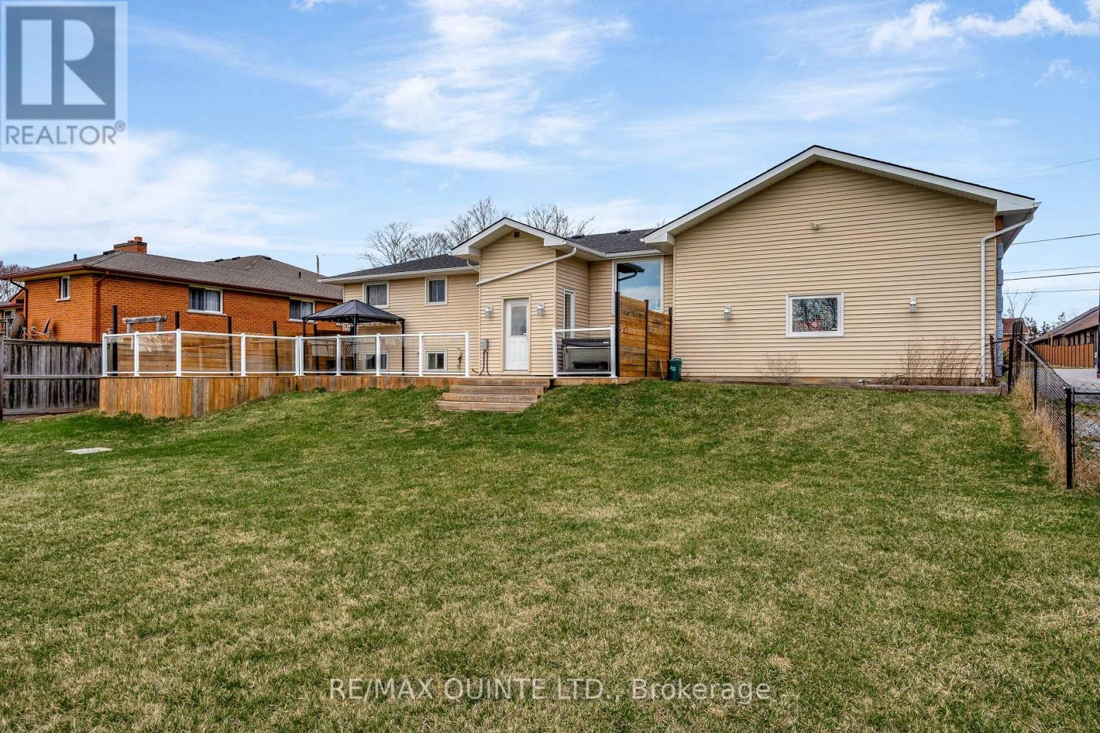 94 Cloverleaf Drive, Belleville, Ontario K8N 4Z5 - Photo 43 - X12163990