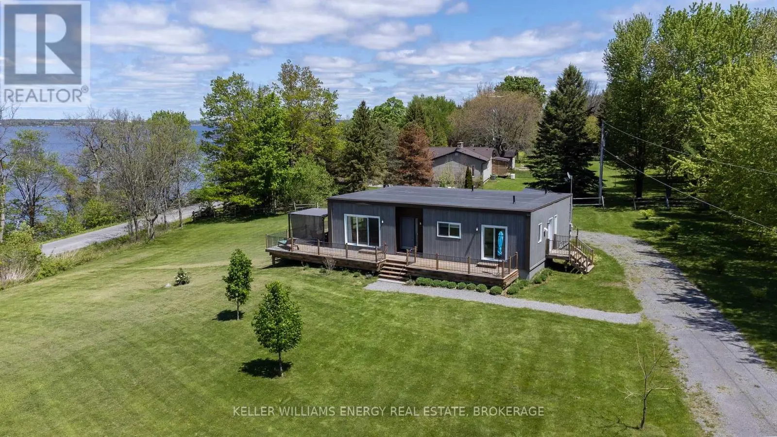 326 Cressy Bayside Road, Prince Edward County, Ontario  K0K 2T0 - Photo 1 - X12164561