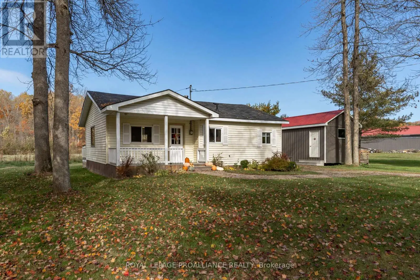 1019 Turner Way, Frontenac, Ontario  K0H 1B0 - Photo 1 - X12164769