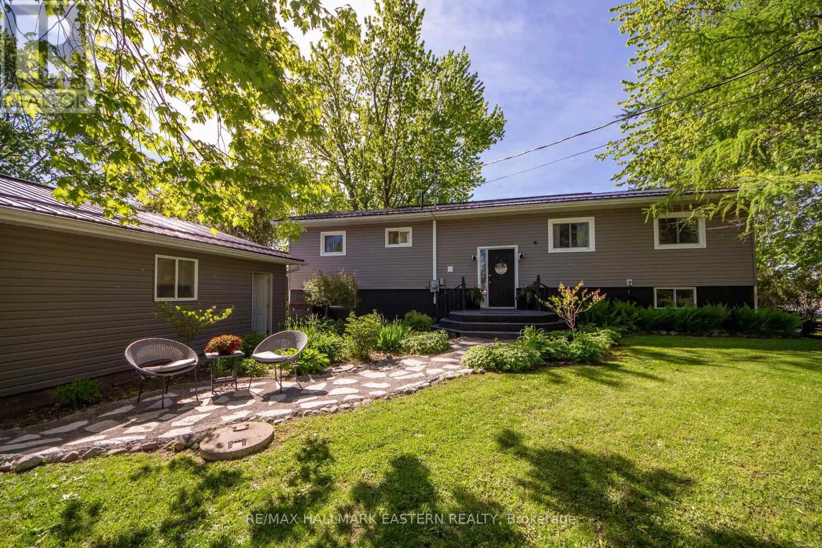 1169 Roger Place, Selwyn, Ontario  K0L 1T0 - Photo 3 - X12165330