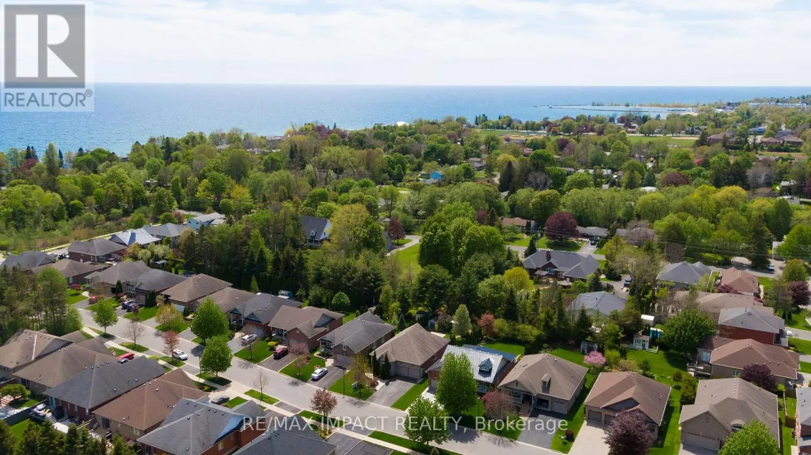 465 Foote Crescent, Cobourg, Ontario  K9A 0A4 - Photo 3 - X12165335