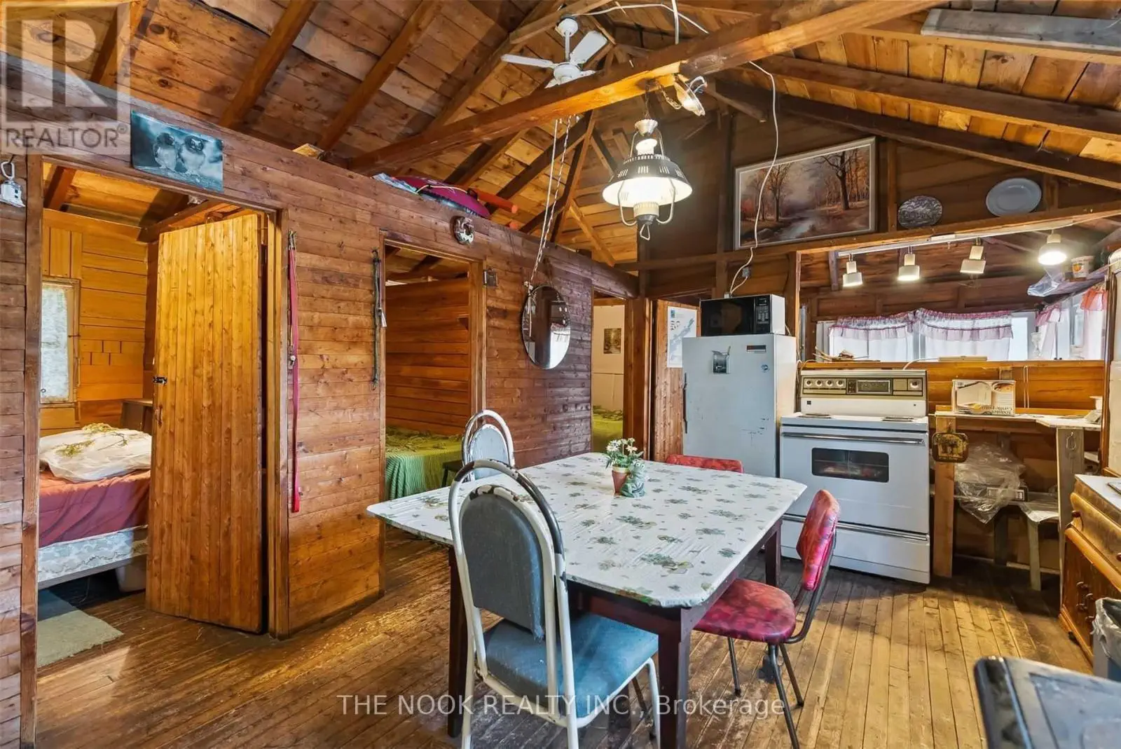 1140 Pine Path, Frontenac, Ontario  K0H 1J0 - Photo 2 - X12165353
