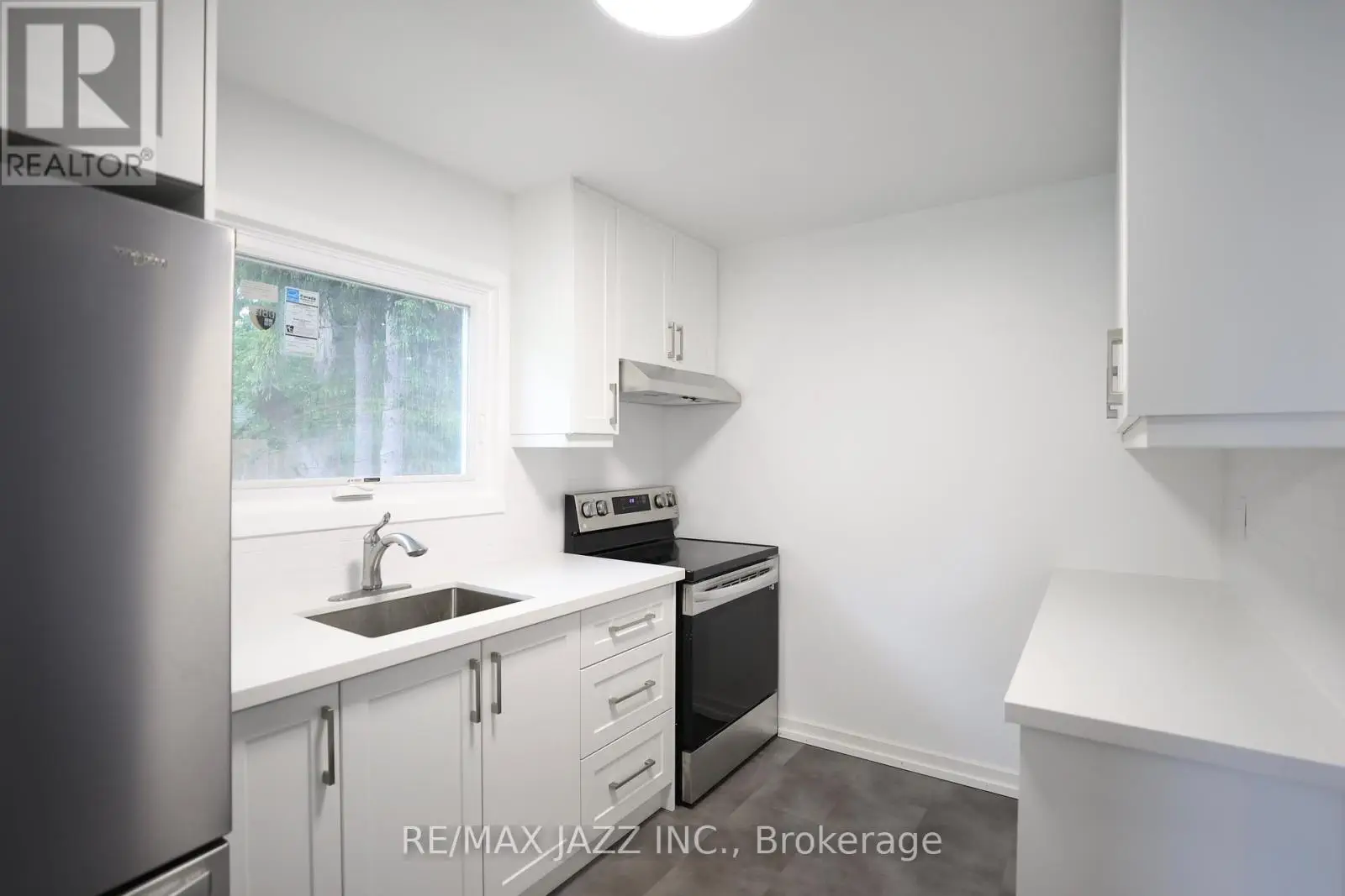368 Buena Vista Avenue, Oshawa, Ontario  L1J 2M5 - Photo 2 - E12165461