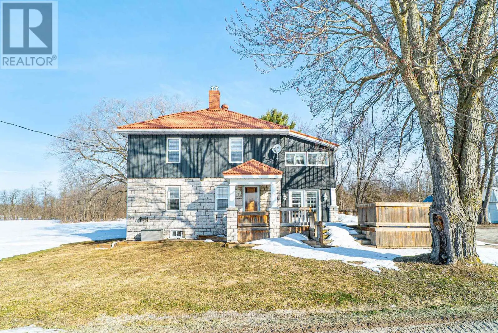 94 Avery Point Road, Kawartha Lakes, Ontario  L0K 1W0 - Photo 1 - X12019340