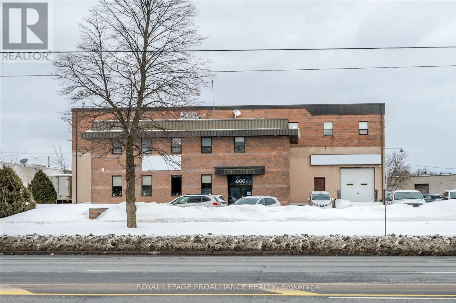 666 The Parkway, Peterborough South, Ontario  K9J 6W3 - Photo 3 - X11970141