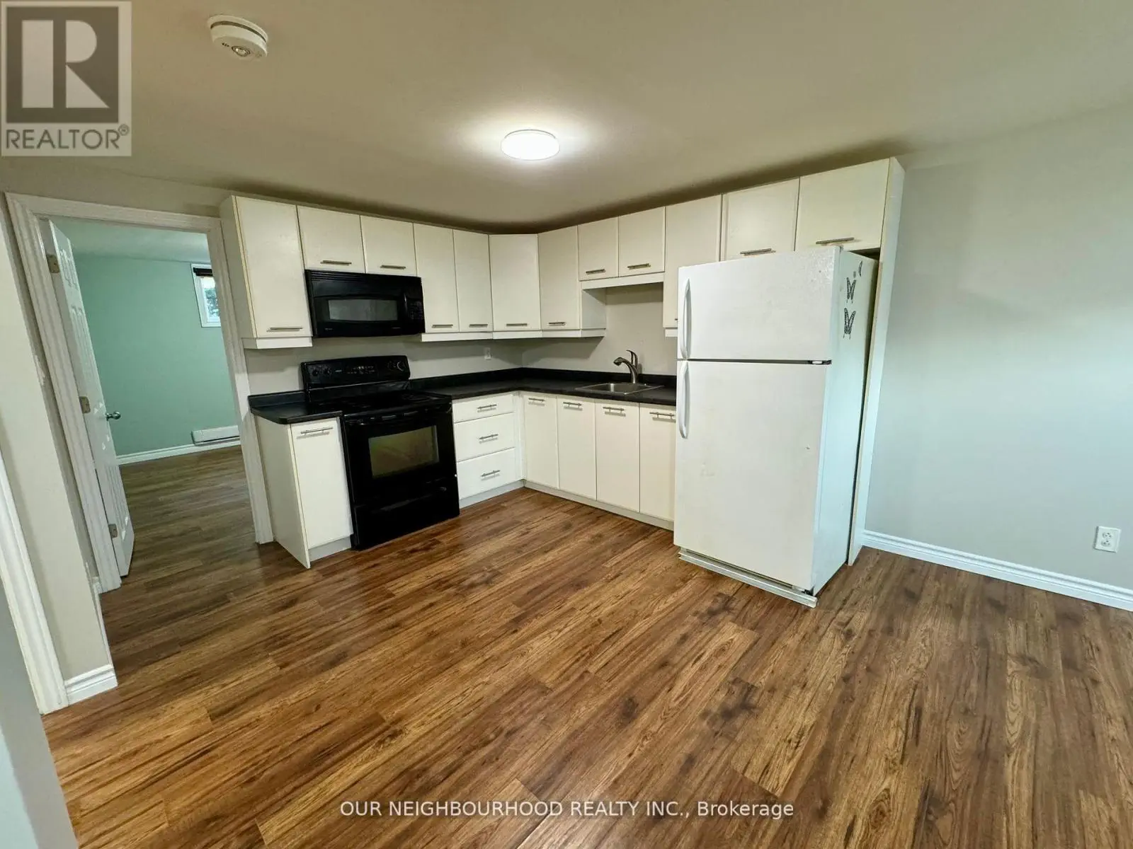 61 Pochon Avenue, Port Hope, Ontario  L1A 2X8 - Photo 3 - X12166501