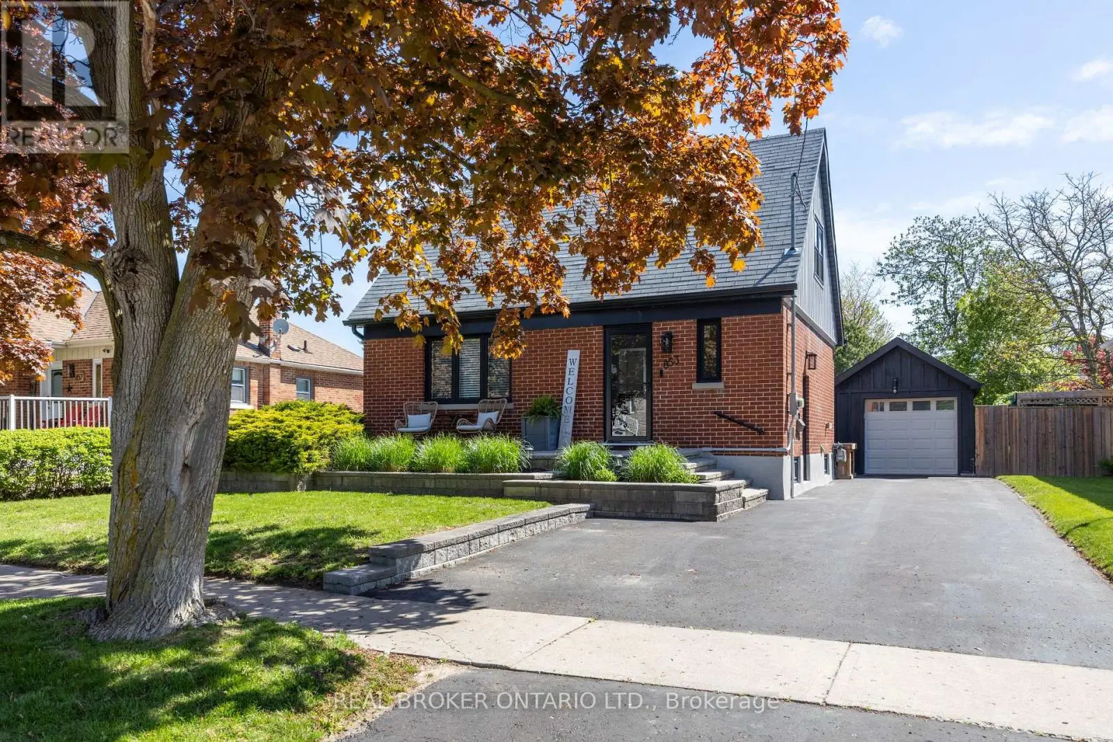 853 Masson Street, Oshawa, Ontario  L1G 5B1 - Photo 1 - E12166605