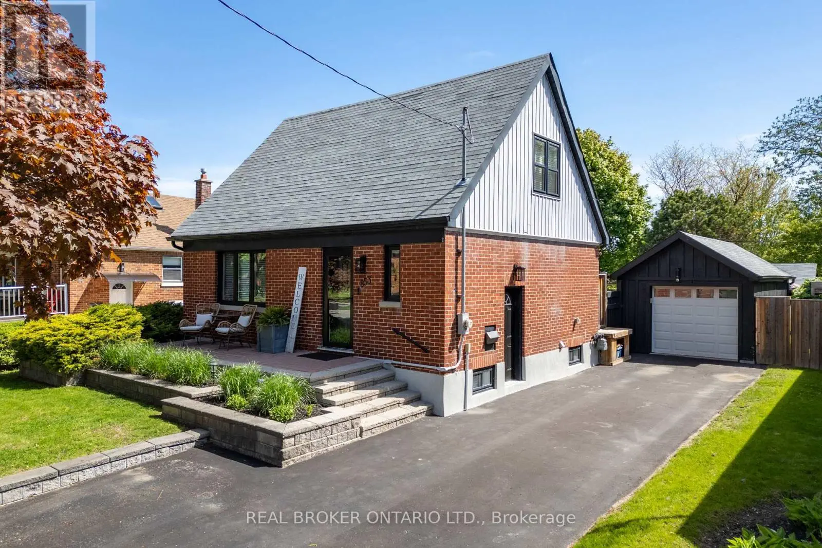 853 Masson Street, Oshawa, Ontario  L1G 5B1 - Photo 2 - E12166605