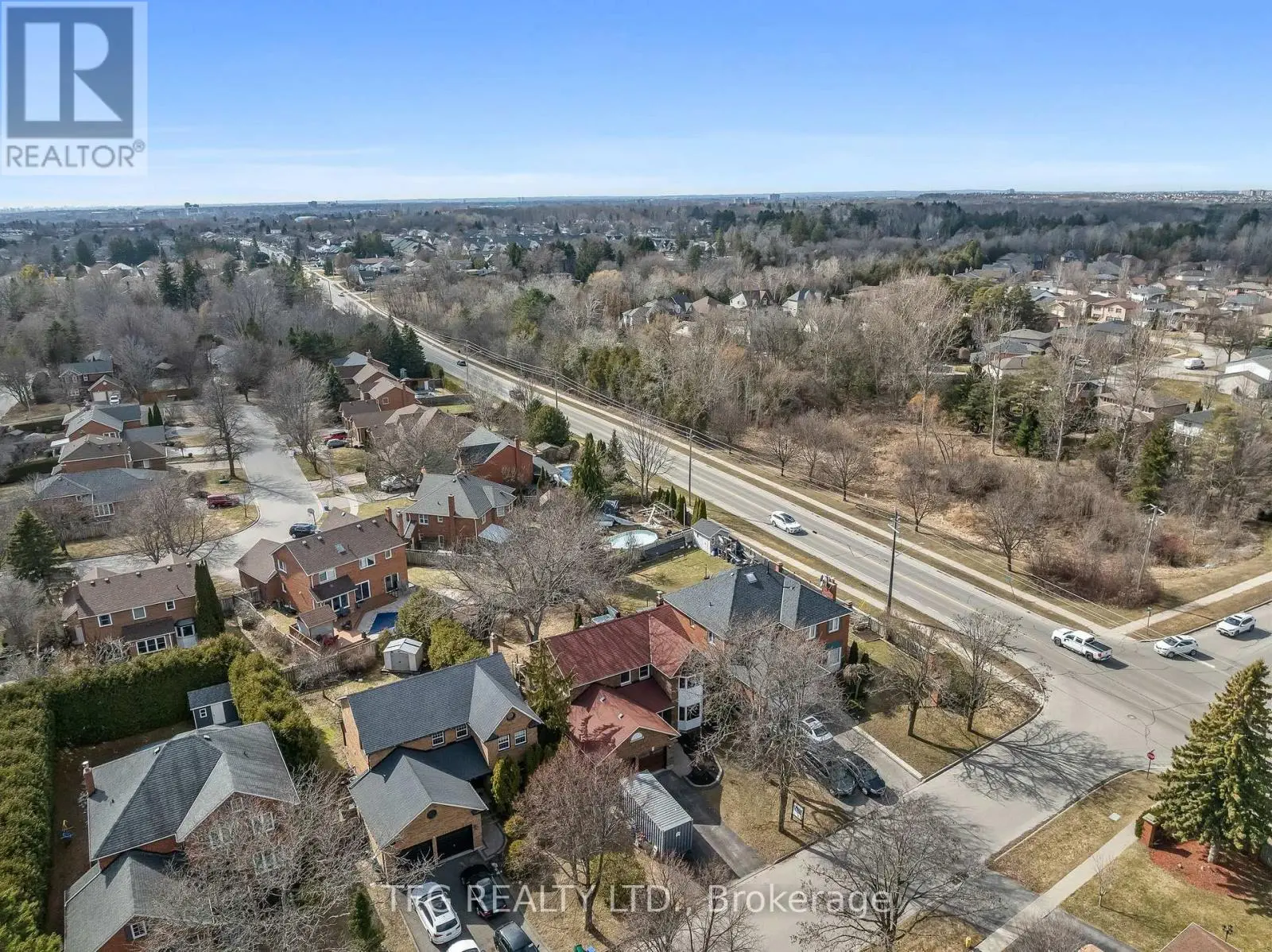 4 Carriage Lane, Clarington, Ontario  L1E 1J9 - Photo 3 - E12168386