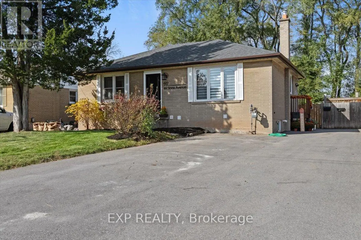 Lower - 667 Wickens Avenue, Burlington, Ontario  L7T 3T1 - Photo 1 - W12168613