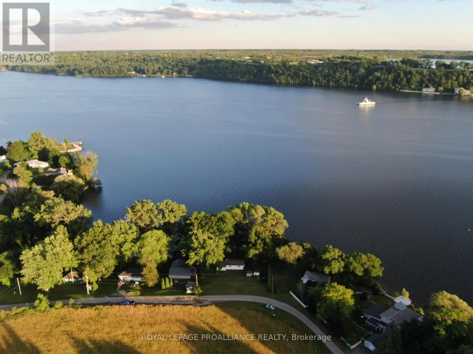 32 Quinte View Road, Greater Napanee, Ontario  K0H 1G0 - Photo 3 - X12156091