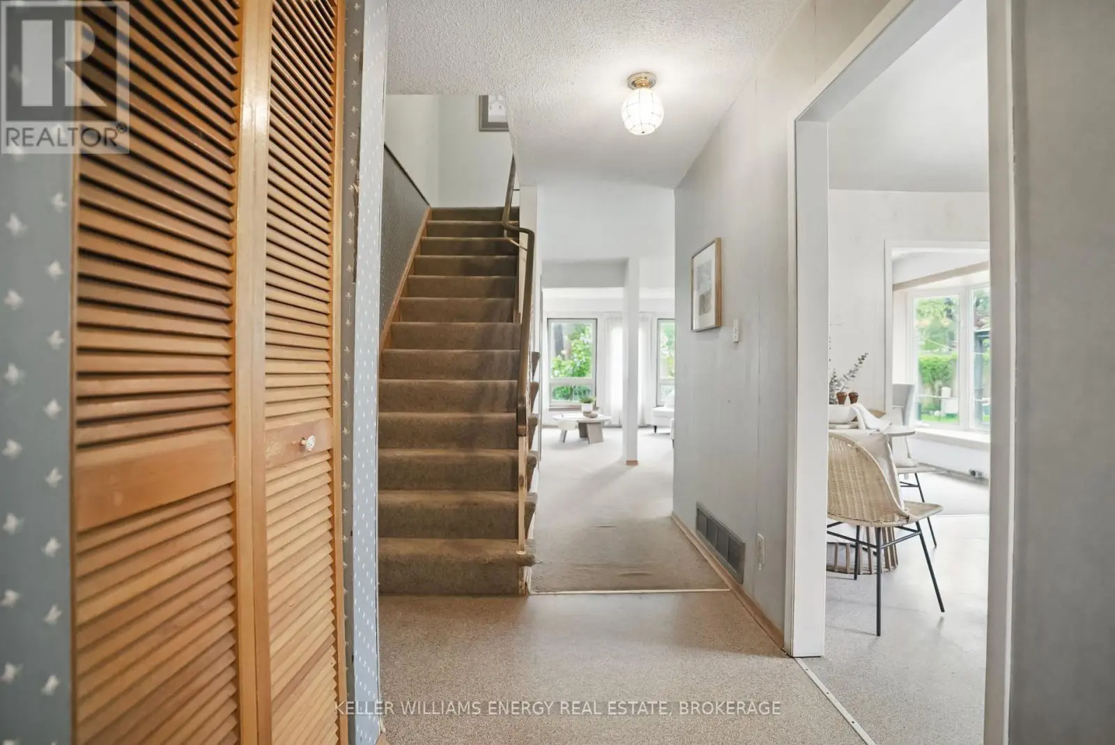 198 Ormond Drive, Oshawa, Ontario  L1G 6T5 - Photo 2 - E12169149