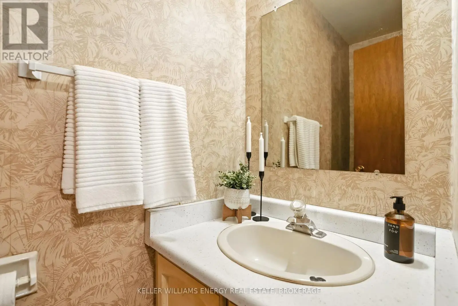 198 Ormond Drive, Oshawa, Ontario  L1G 6T5 - Photo 3 - E12169149
