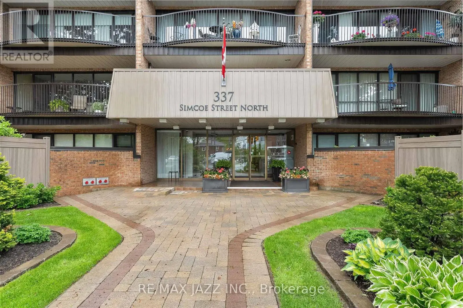 403 - 337 Simcoe Street N, Oshawa, Ontario  L1G 4T2 - Photo 3 - E12169289