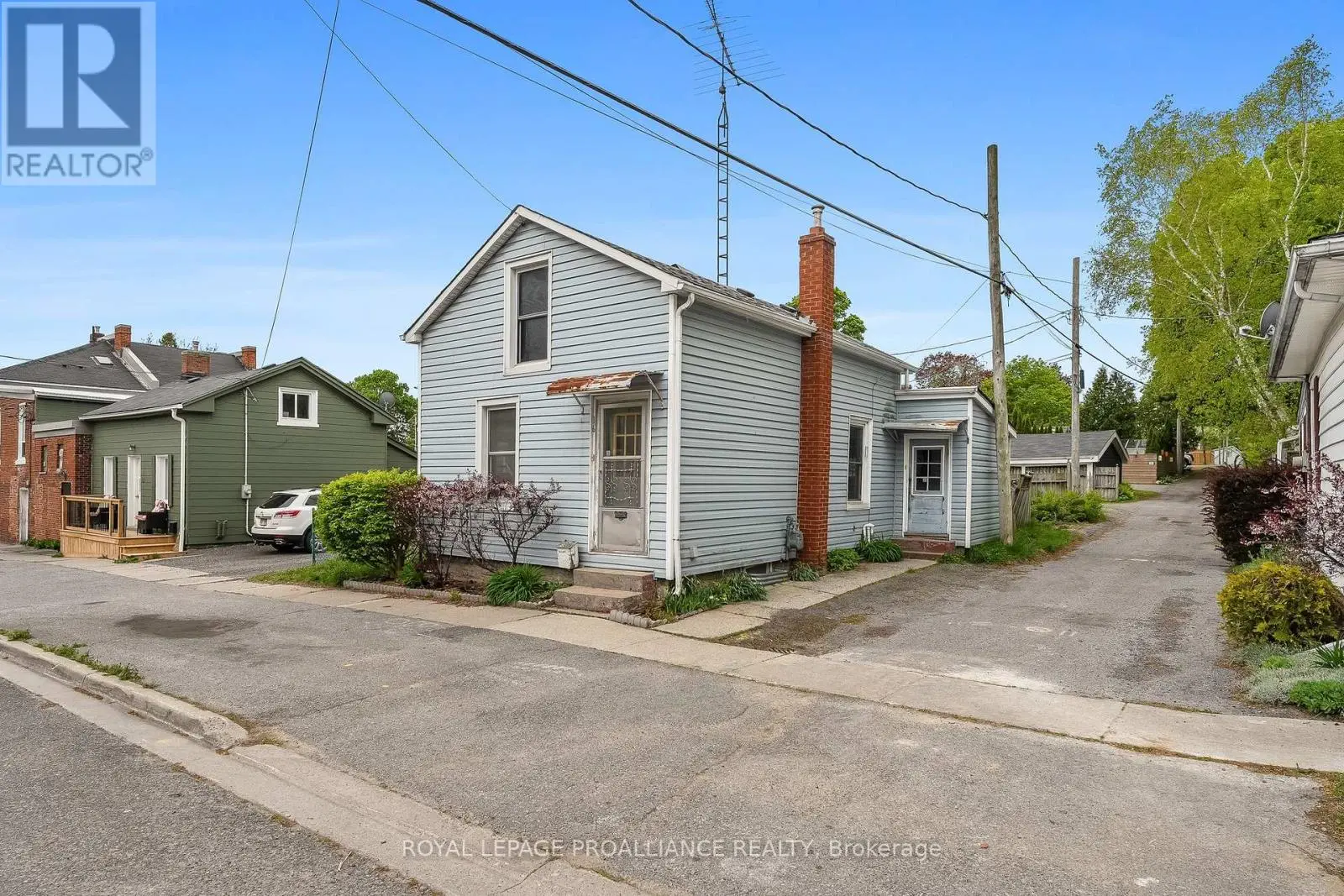 16 Bramley Street N, Port Hope, Ontario  L1A 3K8 - Photo 3 - X12169469