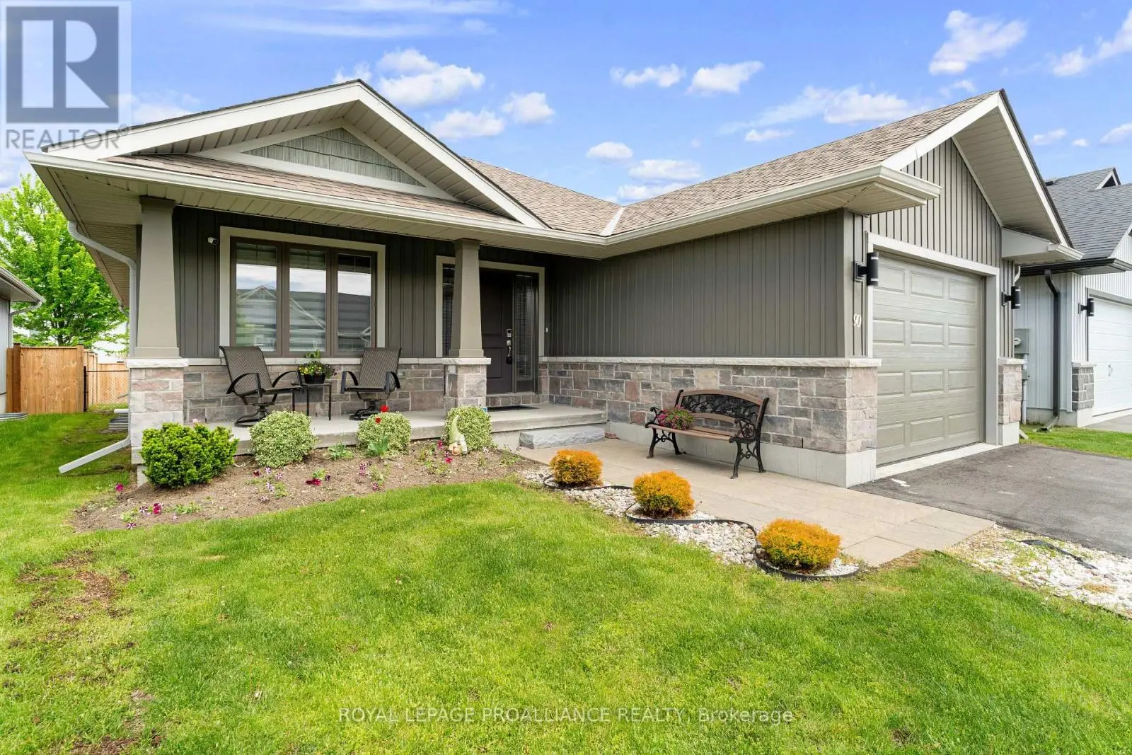 90 Aldersgate Drive, Belleville, Ontario  K8P 4W9 - Photo 1 - X12169519