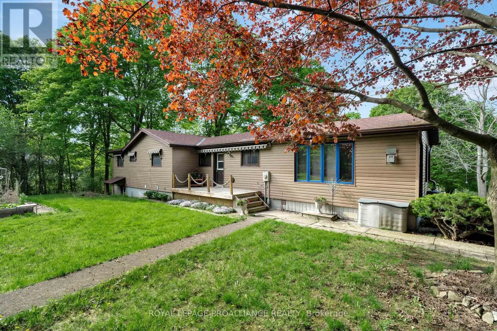 12112c Loyalist Parkway, Prince Edward County, Ontario  K0K 2T0 - Photo 1 - X12169621