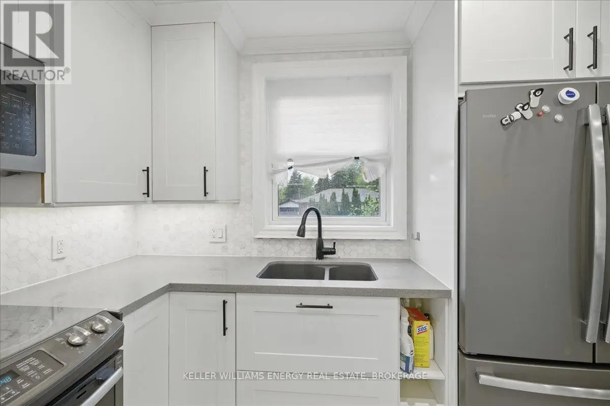 Main - 115 Annes Street, Whitby, Ontario  L1N 5K2 - Photo 2 - E12169776