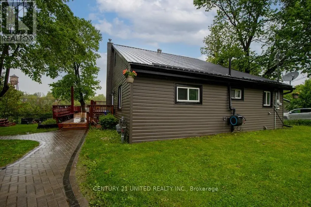 71 Cedar Drive, Trent Hills, Ontario  K0L 1Y0 - Photo 2 - X12170289
