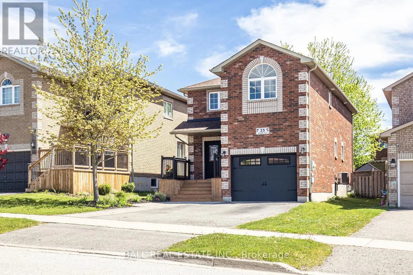 23 Glenhill Drive, Barrie, Ontario  L4N 5X6 - Photo 1 - S12170362