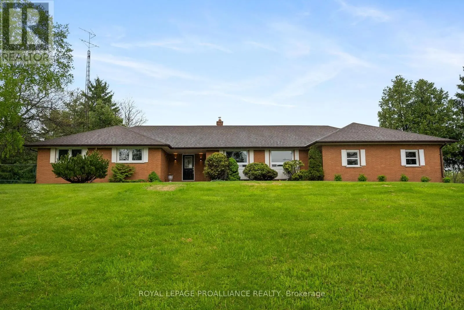 7603 Bethel Grove Road, Hamilton Township, Ontario  K9A 4J7 - Photo 1 - X12170353