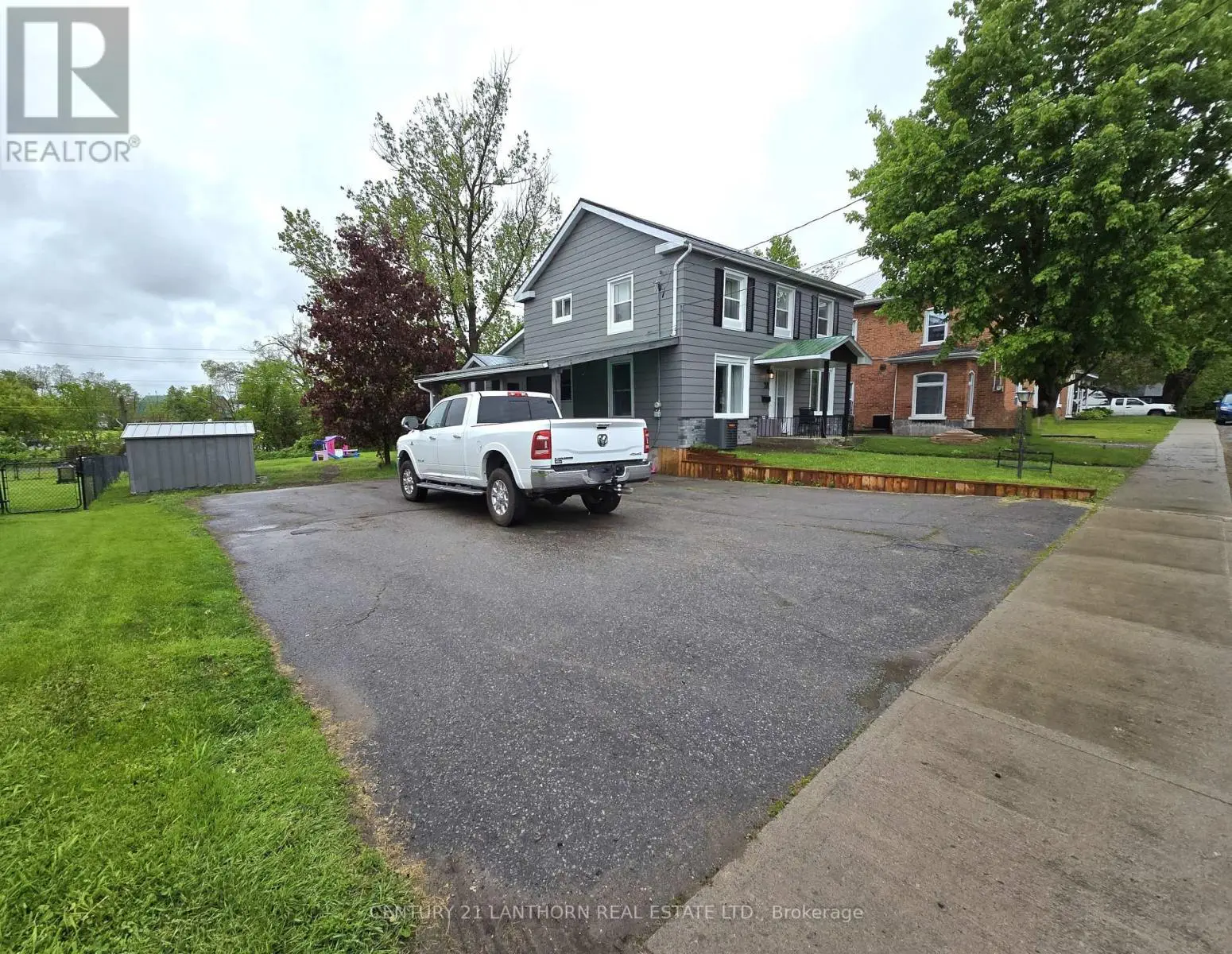 28 Gore Street, Stirling-Rawdon, Ontario  K0K 3E0 - Photo 2 - X12150401