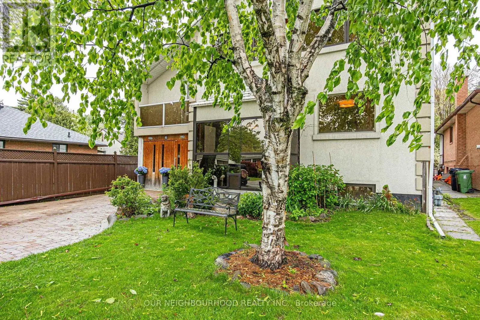 6 Enfield Avenue, Toronto, Ontario  M8W 1T7 - Photo 2 - W12170751