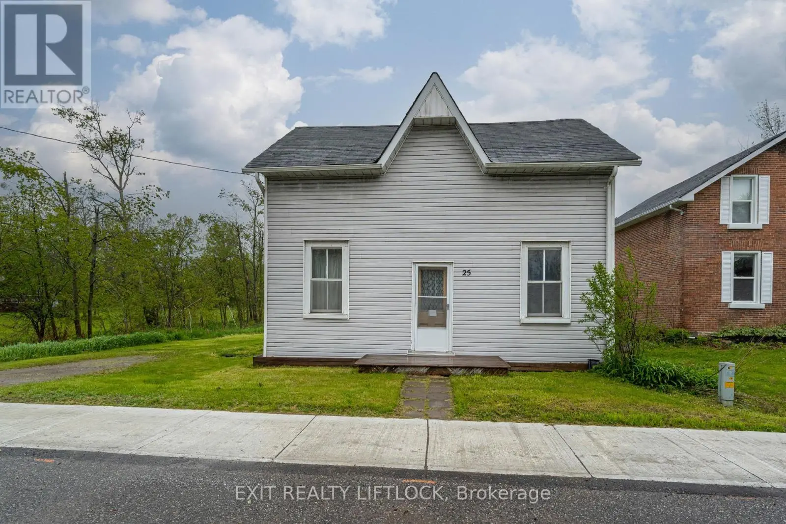 25 King Street W, Kawartha Lakes, Ontario  K0L 2W0 - Photo 3 - X12168332