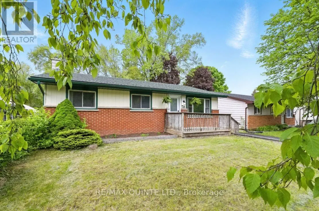 28 Radeski Street, Quinte West, Ontario  K8V 6B5 - Photo 2 - X12171780