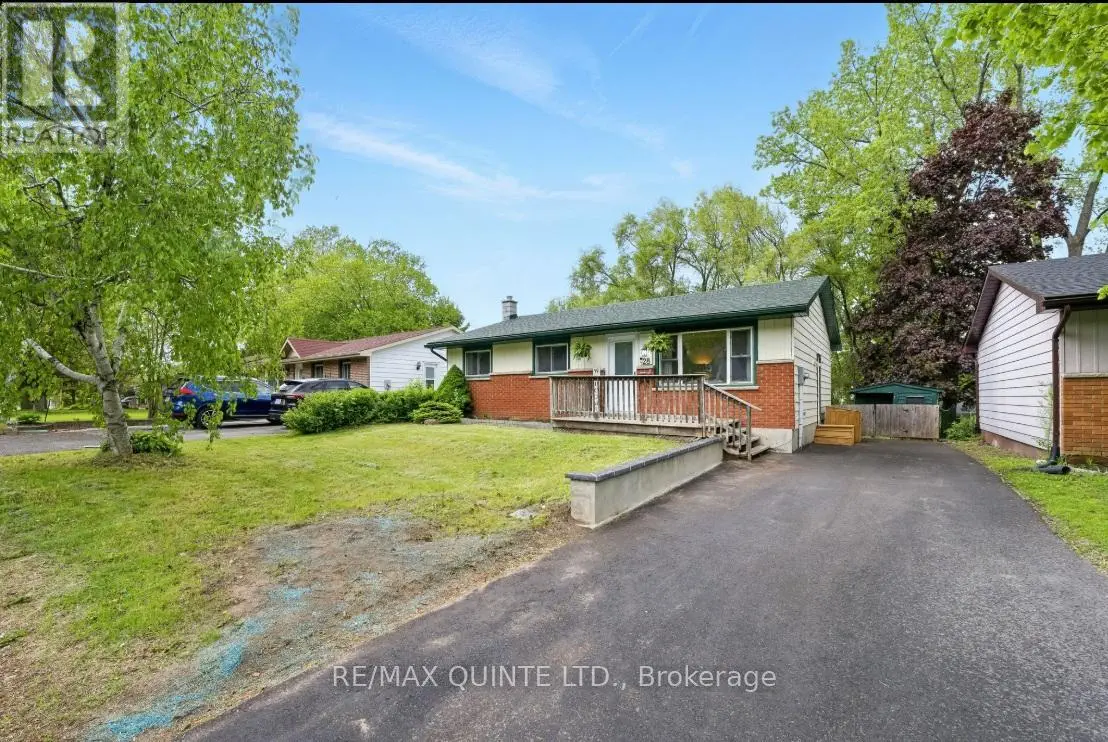 28 Radeski Street, Quinte West, Ontario  K8V 6B5 - Photo 3 - X12171780